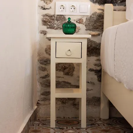 Aparthotel Burgos Barrio Naxos Naxos City