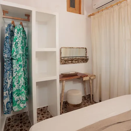 Ξενοδοχείο με διαμερίσματα Burgos Barrio Naxos